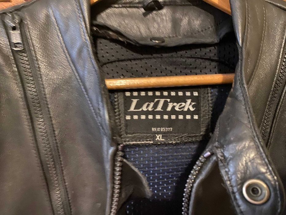 Екип за мотор_яке, каска, ръкавици и раница