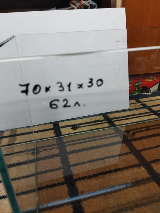 Продаю аквариум на 62 литра