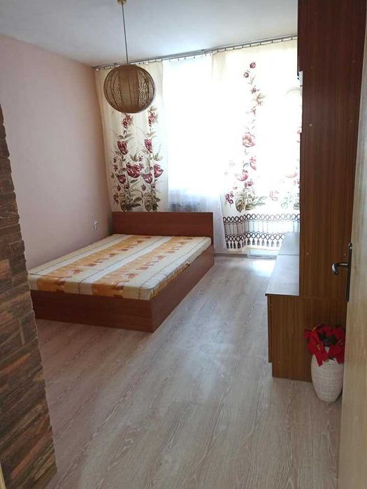 Дава се под наем Тристаен апартамент в София, Слатина - 85 кв.м за 550 € - Снимка #2