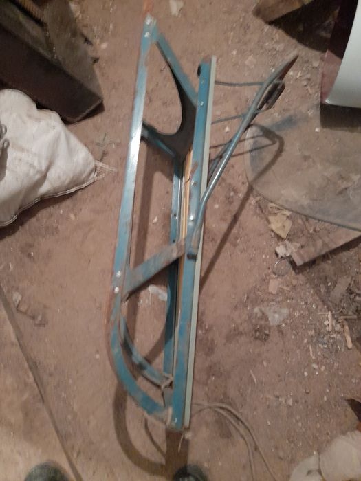 Продам санку  . .
