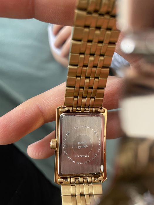 Citizen часы золотистые