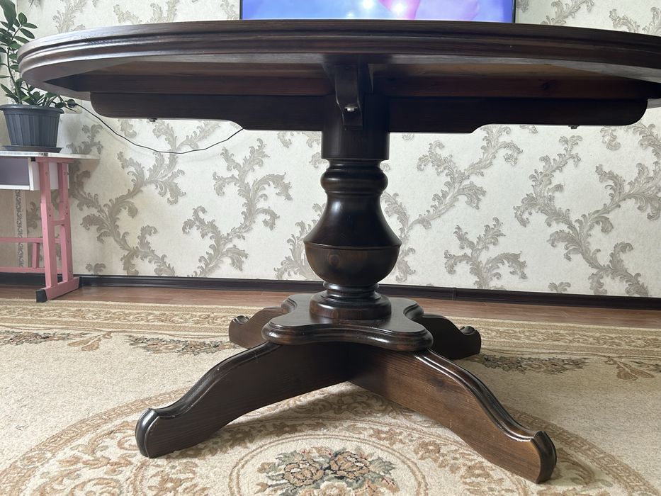 Продам два стола