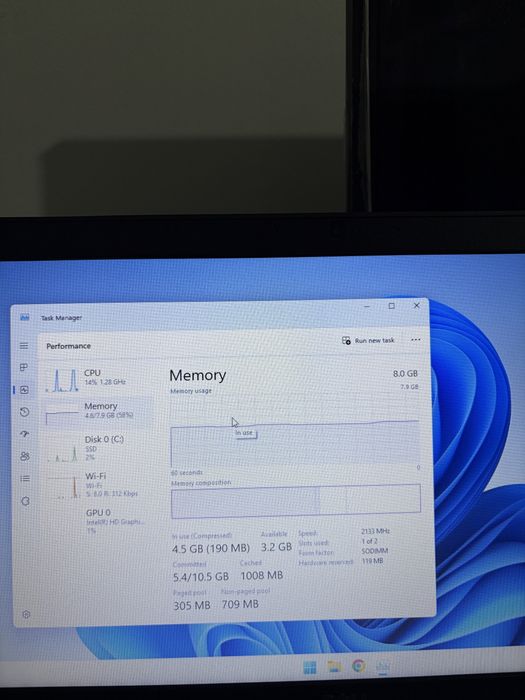 Vand laptop i5