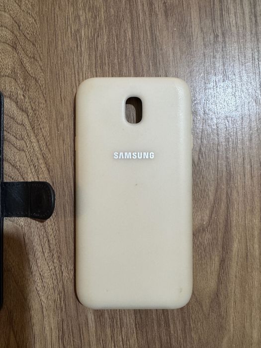 Samsung Galaxy J7 Dual SIM