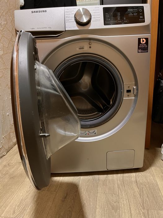 Продам стиральную машину автомат.