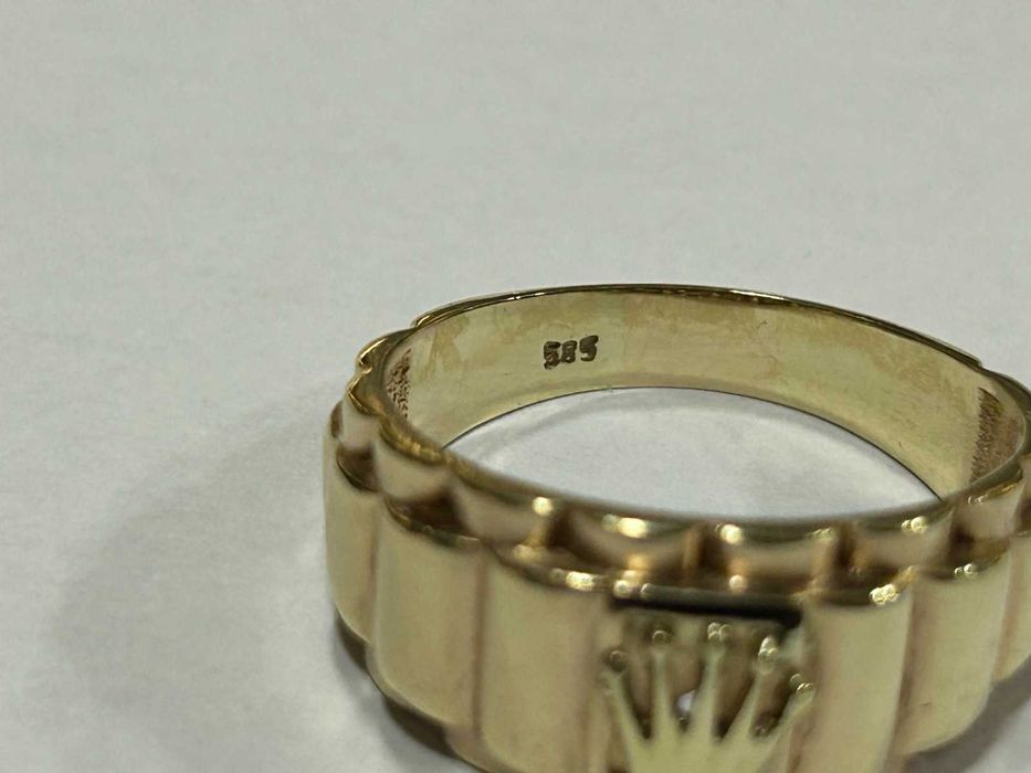 Златен пръстен 14 к 585/5,45 гр.