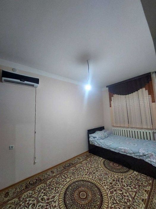 Квартира сотилади 50 м2 барча жихозлари билан 1-этаж