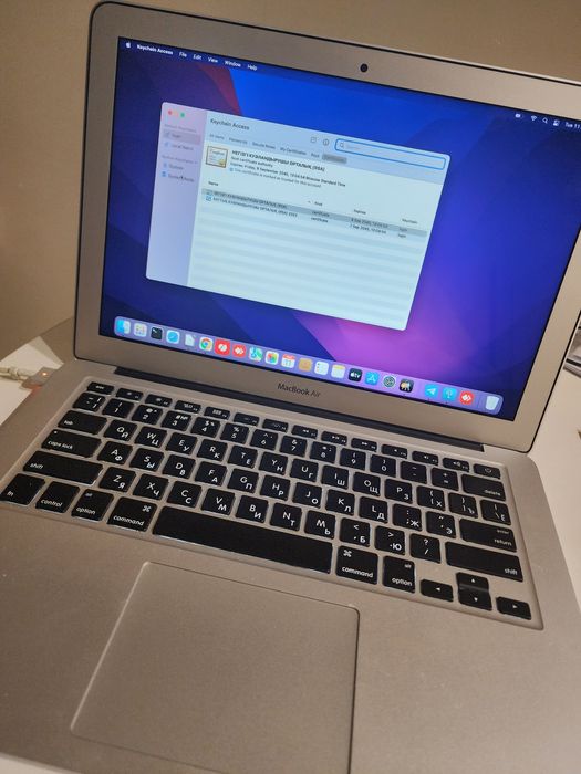 MacBook air 13 +Apple 7 256gb
