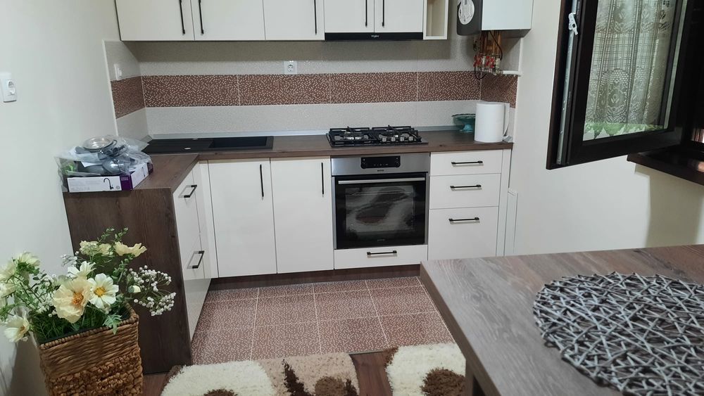 Vand garsoniera zona Burdea