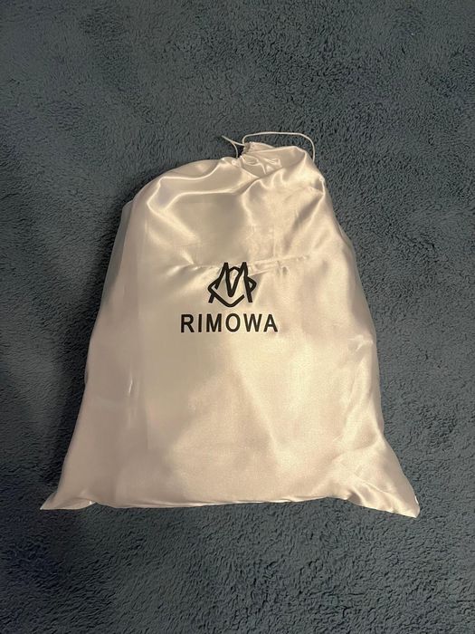 Ghiozdan Rimowa negru