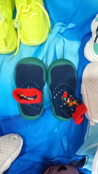 Adidași băietel mărimea 21