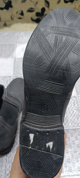 Продам   ботинки