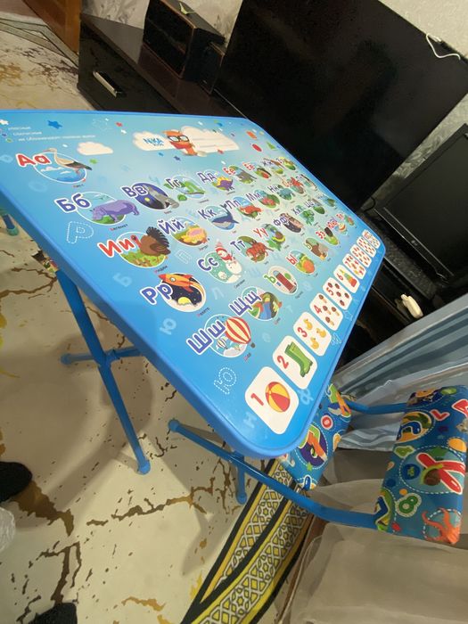 Детский стол отыргышымен новый