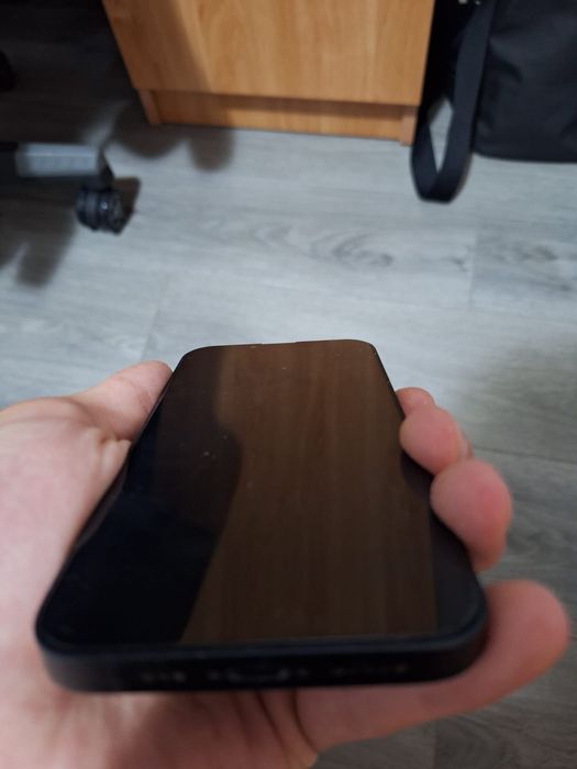 iphone 13.