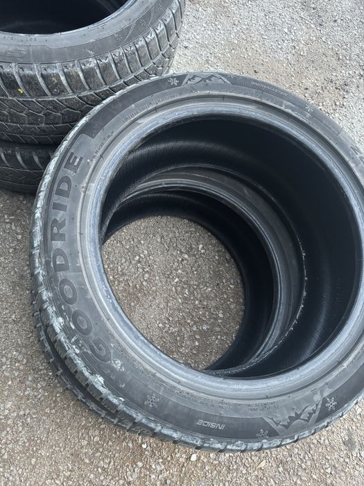 Зимни гуми GOODRIDE 245/45/18