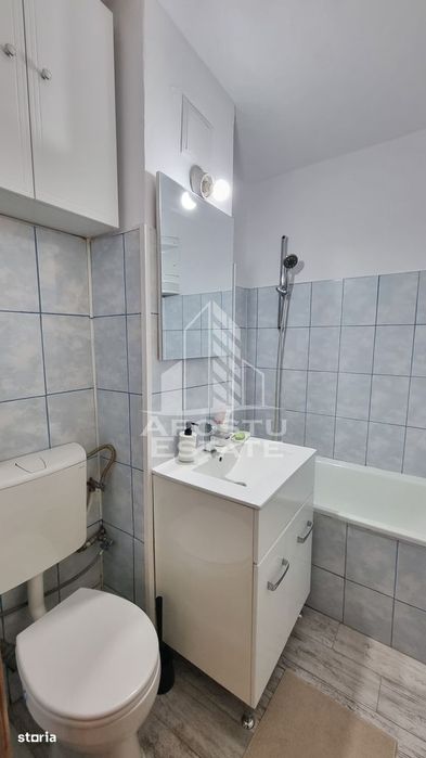 Apartament 2 camere de vanzare, bloc anvelopat, Ghe Lazar, Timisoara