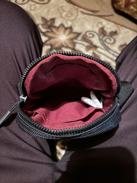 Чантичка Nike