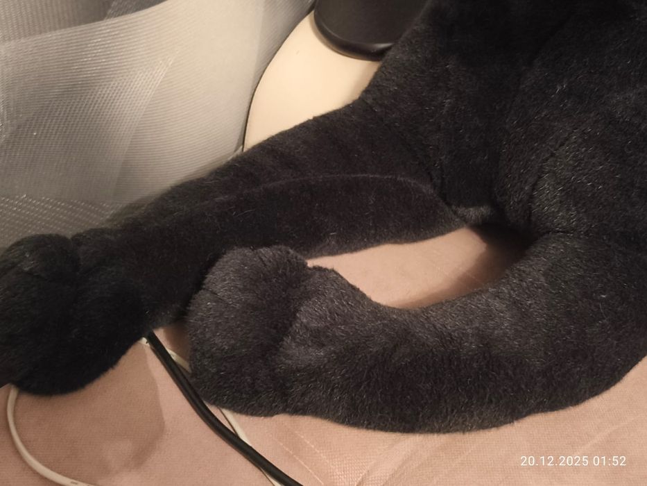 Пантера чёрная, игрушка большая.