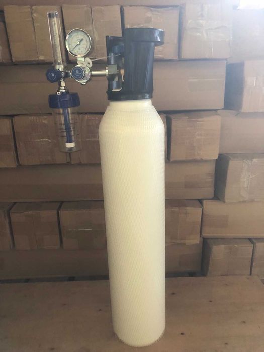 Кислородна бутилка 7.5л с регулатор