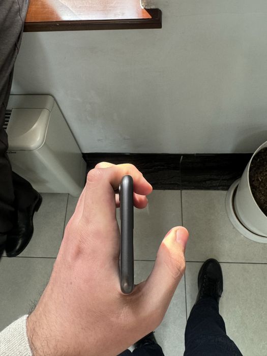 Iphone 11 black 64gb