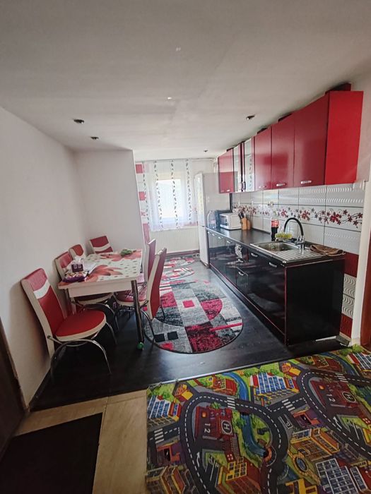 Apartament cu 3 camere, Vulcan, cartier Cocoșvar