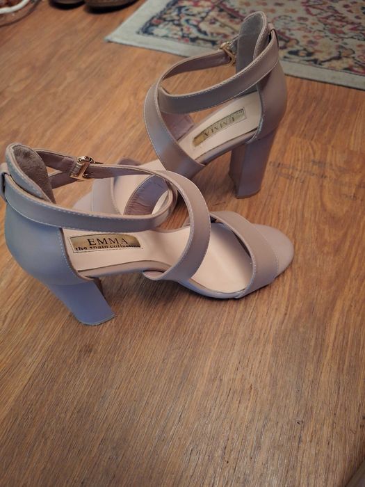 Босоношки продам