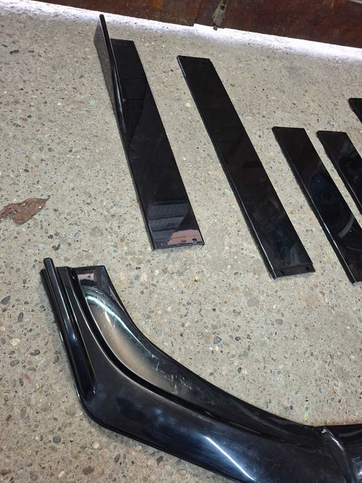 Лип за предна броня + добавка за праг BMW E39. E60 и други