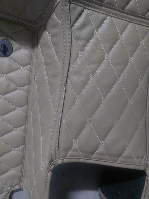 3 д коврики б/у на камри 30=35