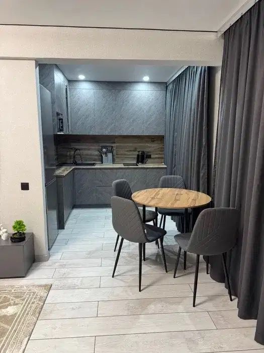 Сдается квартира в Яккасарайском районе ЦУМ (СРОЧНО)