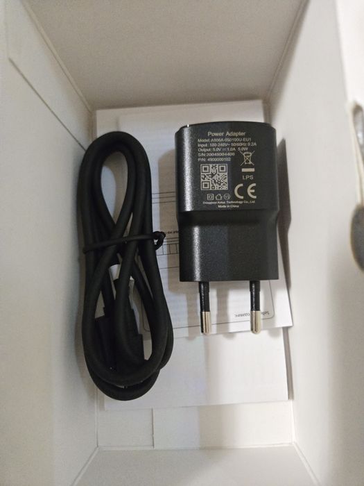 CAT B35 Мобилен телефон.