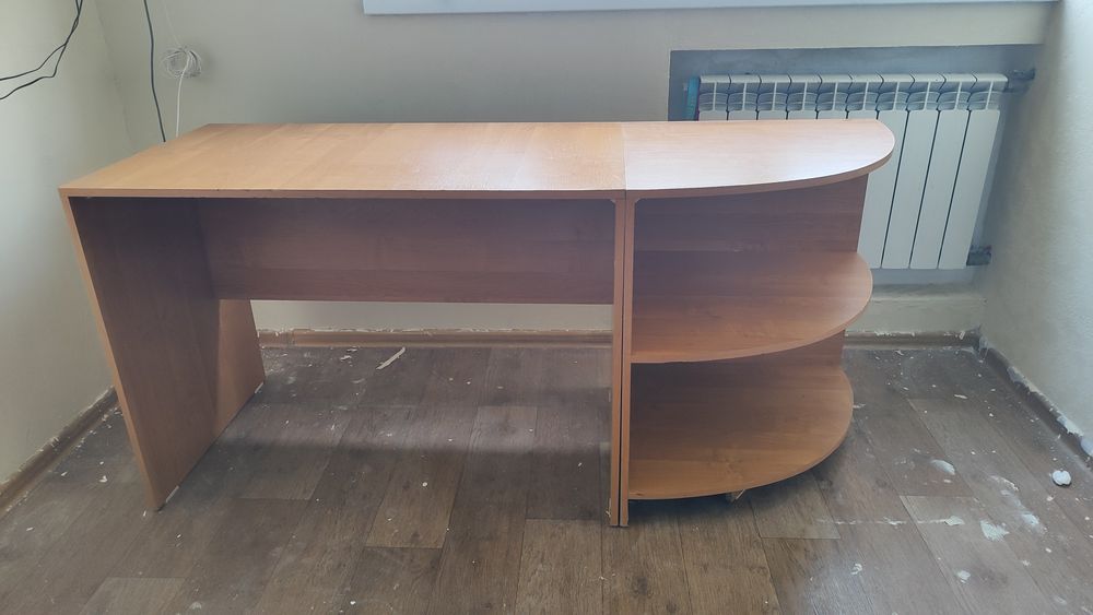 Продам письменный стол