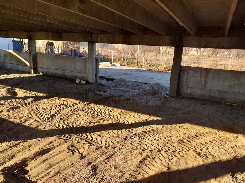 Продава се Промишлена сграда в Силистра, Север - 3000 кв.м за 49 €/кв.м - Снимка #22