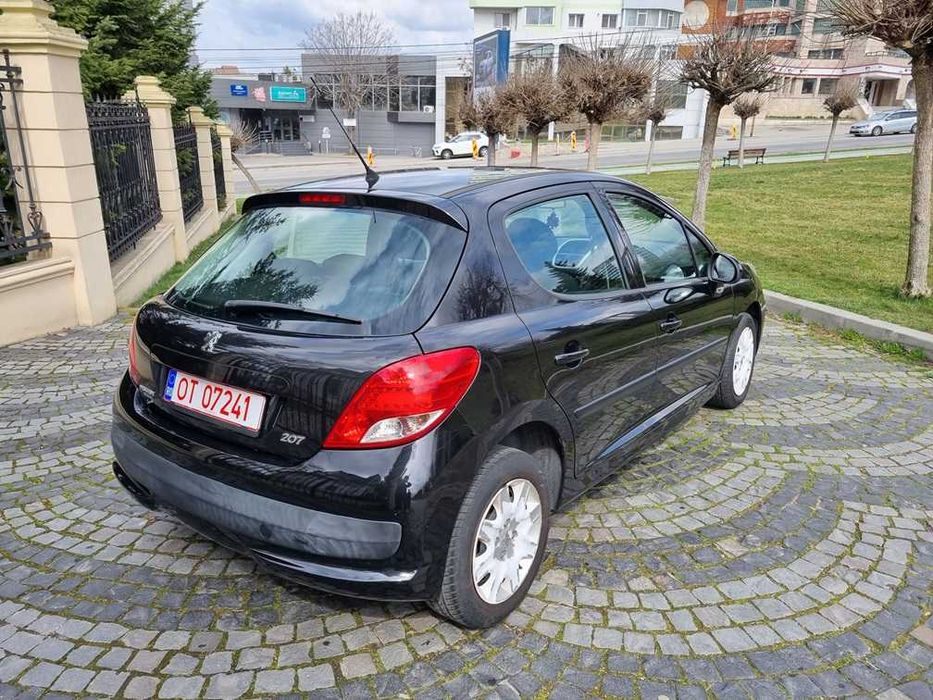 Peugeot 207-1,4 diesel an 2011 euro 5