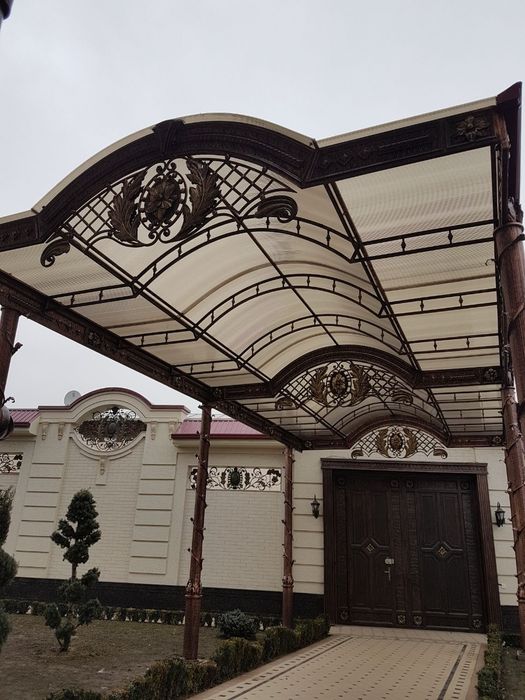 Навесы из Лексана и Монолит