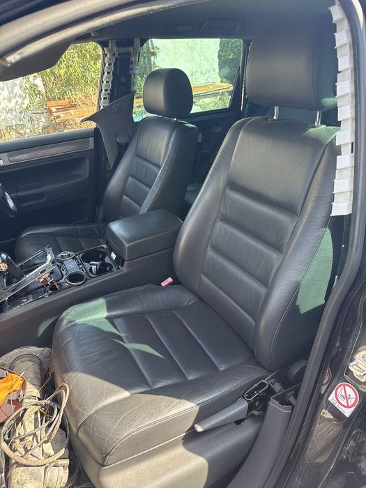 Interior complet piele cu incalzire scaune fata  VOLKSWAGEN TOUAREG 7LA, 7L6, 2005 3.0 V6 TDI BKS