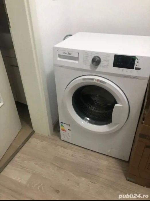 Shopping City proprietar inchiriez 2cam, 330eur, bloc nou, totul nou