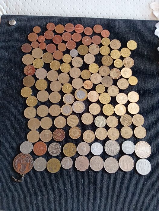 Monede vechi aștept oferte !