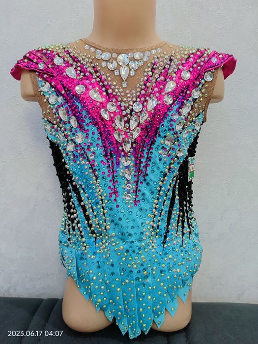 Аренда и продажа купальников для художественной гимнастики