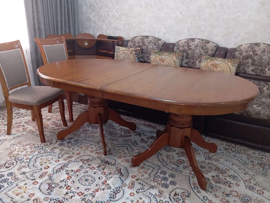 Продам стол и стулья