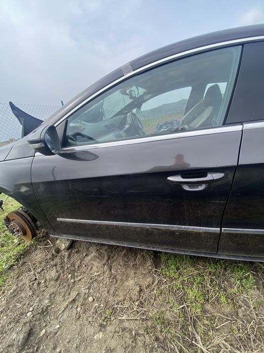Usa fata spate stanga Passat cc an 2009