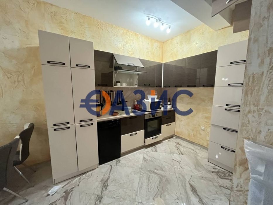 Продава се Едностаен апартамент в Поморие - 33 кв.м за 1728 €/кв.м - Снимка #3