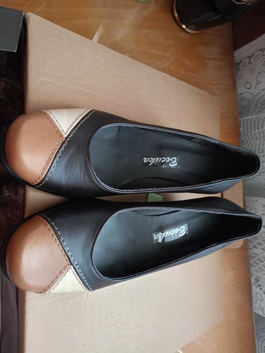 Продавам чисто нови обувки