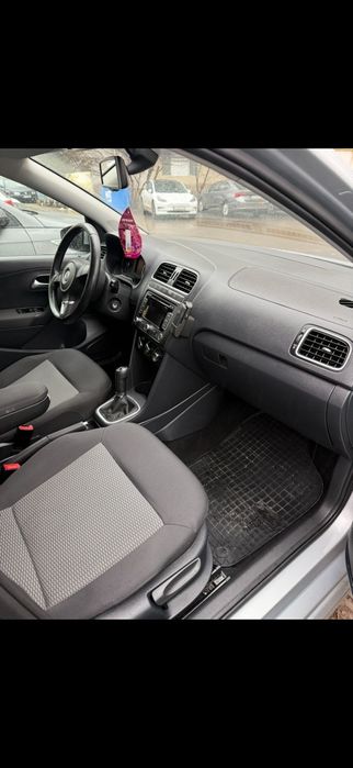 VOLKSWAGEN Polo 2011 — imagine 2