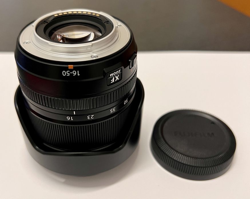 Obiectiv Fujifilm 16-50mm f/2.8-4.8 impecabil