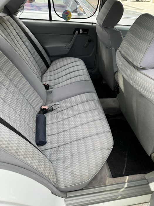mercedes 190e w201 ' Mercedes-Benz ' OLX.ro