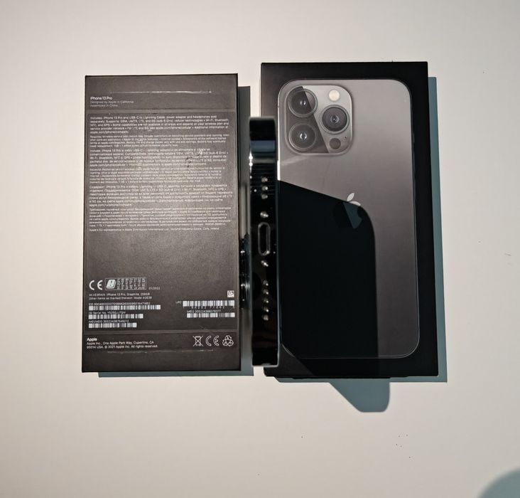Vând iPhone 13 pro 256gb 100%baterie Negru
