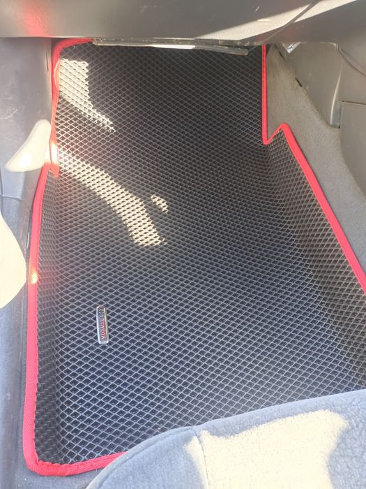 Ева полики (коврики)