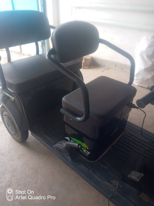 Скутер трицикл 3х местный новый