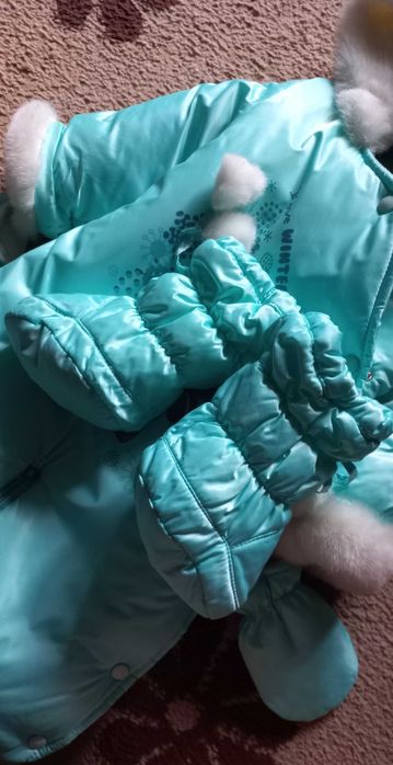 Комбинезон для девочки красивый и теплый