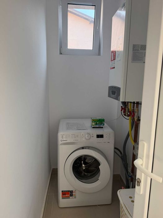 Ploiesti semicentral zona rezidentiala - Casa de inchiriat pentru locuit sau cabinete/birou